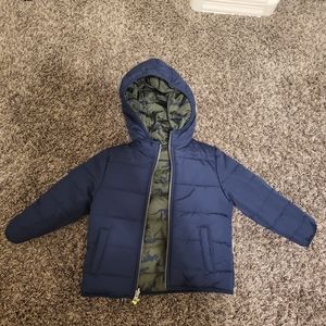 Toddler boys puffer jacker fits 2T to 3T reversible